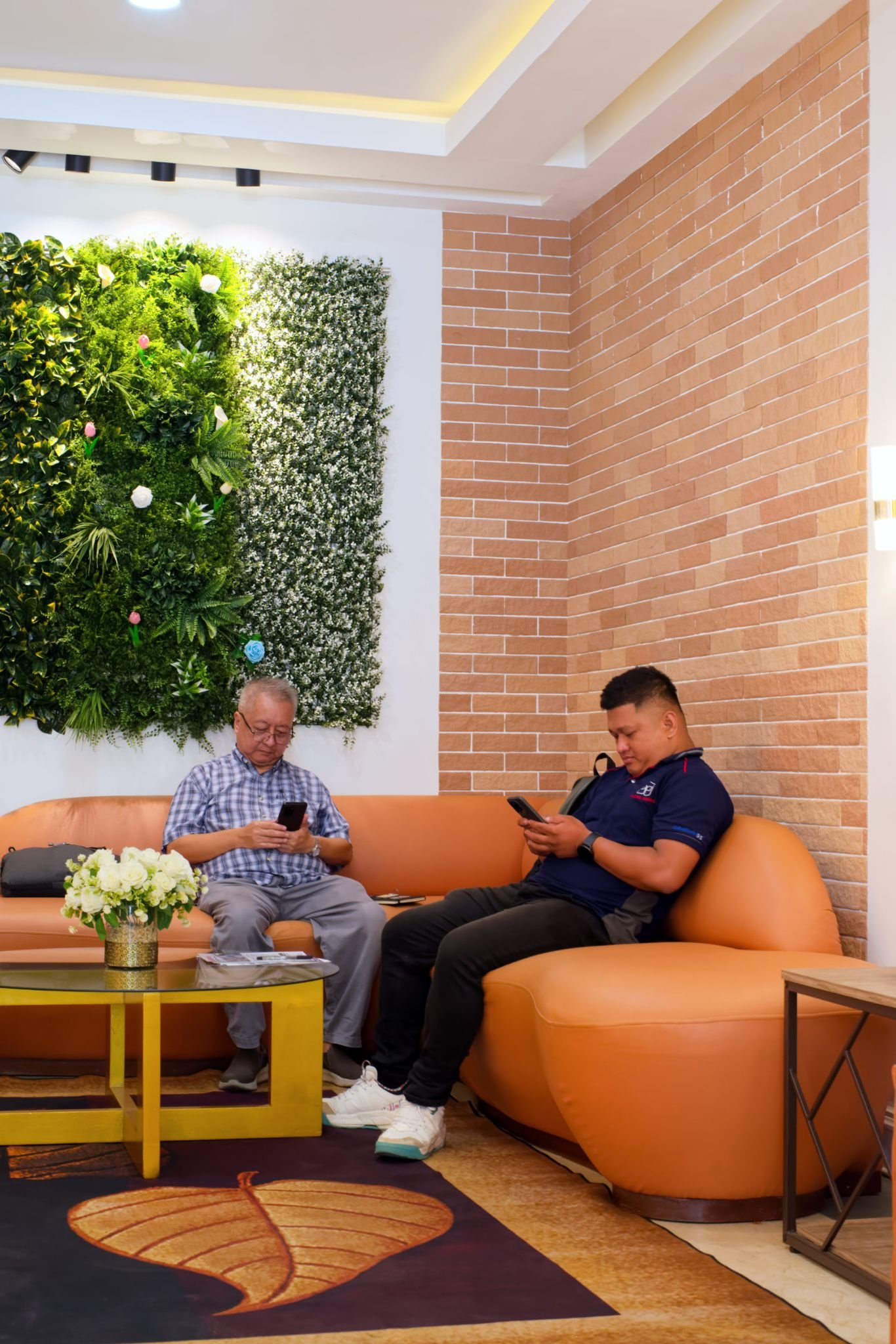 Lobby 16